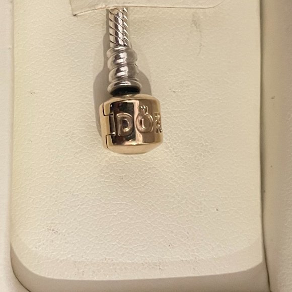 Pandora Moments Snake Chain Bracelet and Charms - Picture 2 of 12